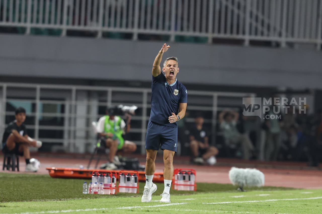 Aksi Pelatih Timnas Indonesia John Herdman dalam Laga Kontra Kamboja di Piala AFF 2026