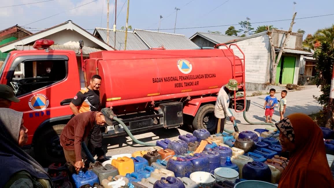 16 Daerah Jateng Siaga Kekeringan, Pemprov Guyur 3,2 Juta Liter Air Bersih