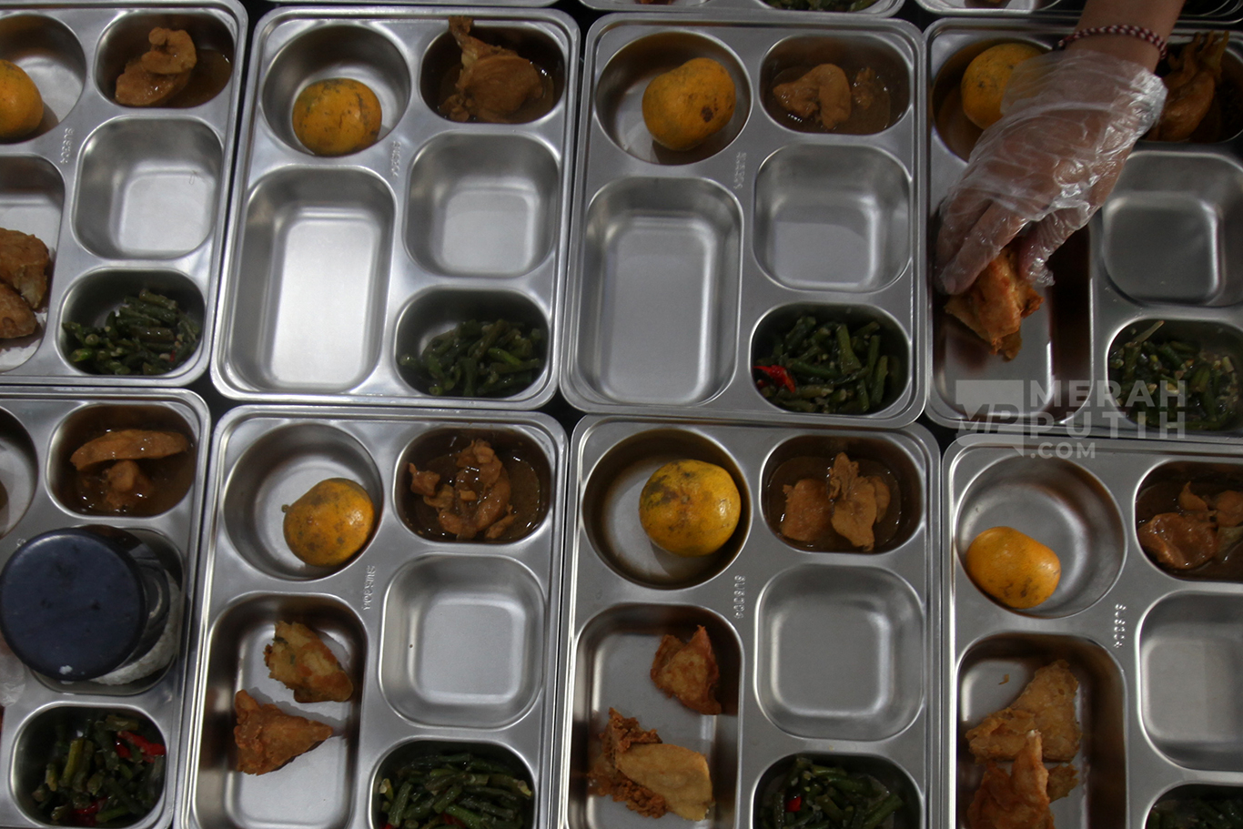 Temuan Ribuan Dapur Fiktif Program MBG, BGN Didesak Buka Daftarnya ke Publik