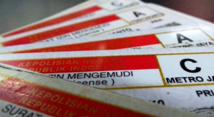 Gugatan SIM Seumur Hidup Ditolak MK, Hukum Tak Urusi Kelalaian Pribadi