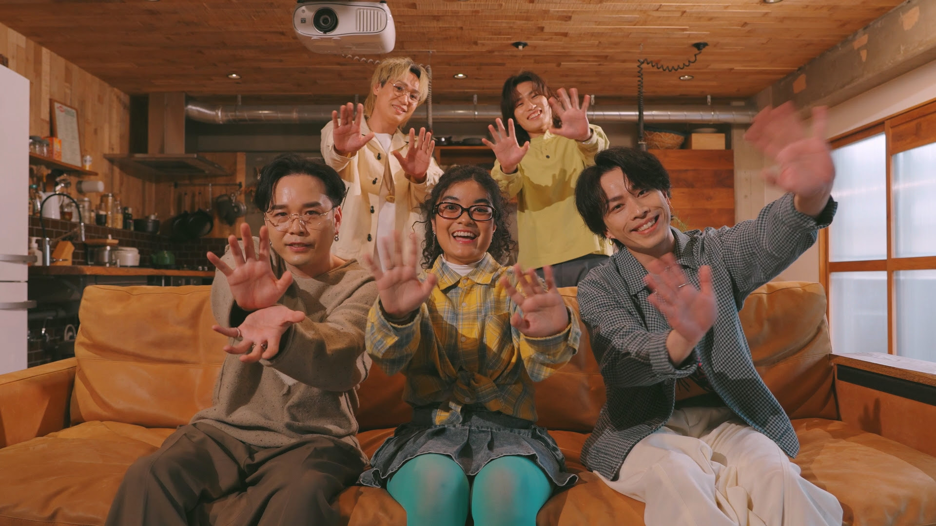 'Stand by me' Jadi Single Kolaborasi Dhira Bongs dan WITHDOM, Ada Sentuhan Pop 90-an