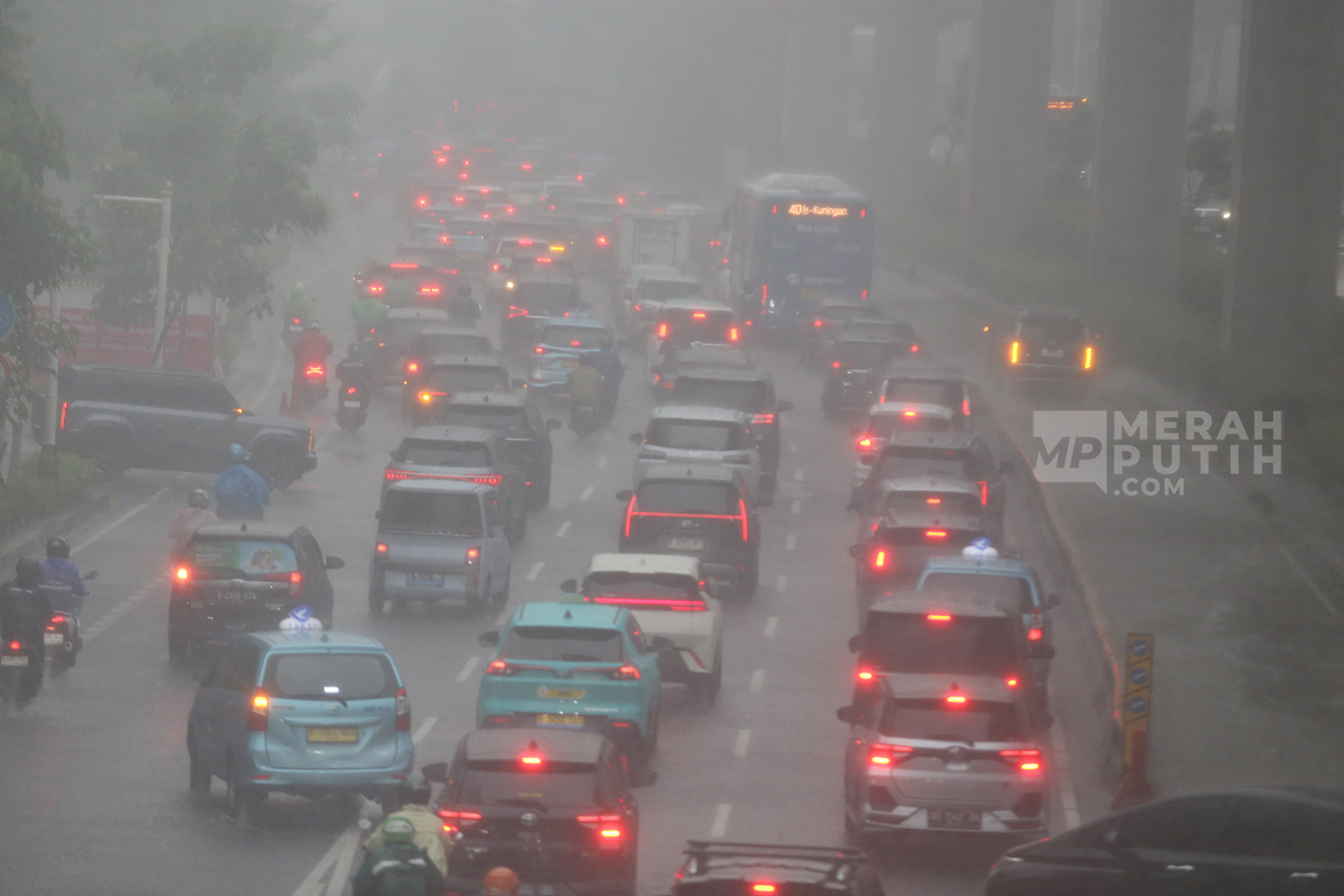 Prakiraan Cuaca Jakarta Hari Ini 12 September 2026: Jaktim dan Jaksel Bakal Diguyur Hujan
