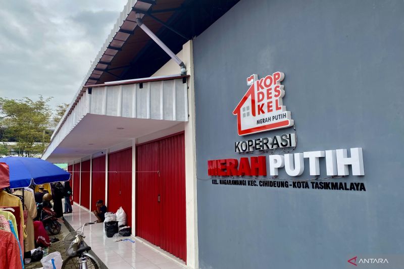 Ekonom Ingatkan Risiko Pembangunan Koperasi Desa Merah Putih Tanpa Model Bisnis