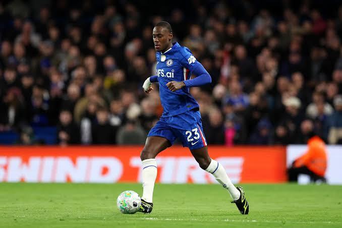 2 Dekade Dibina Chelsea, Bek Timnas Inggris Trevoh Chalobah Pergi Gabung Como