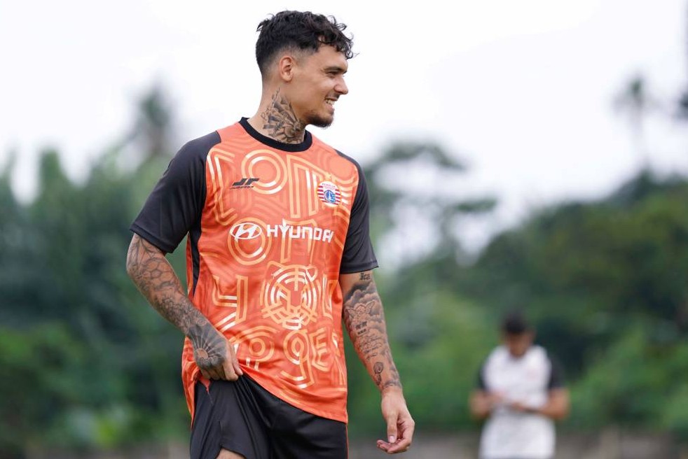 Persija vs Persita: Shayne Pattynama Berpeluang Dimainkan? Ini Jawaban STY