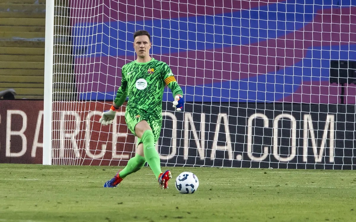 Marc-Andre Ter Stegen Harus Jalani Operasi Punggung, Gagal Hengkang dari Barcelona?