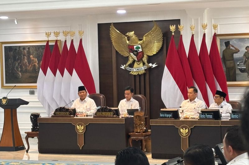 Pujian Presiden Prabowo ke Tim Ekonomi dan Menlu Sugiono di Sidang Kabinet, Senang Dengan Capaian Ekonomi