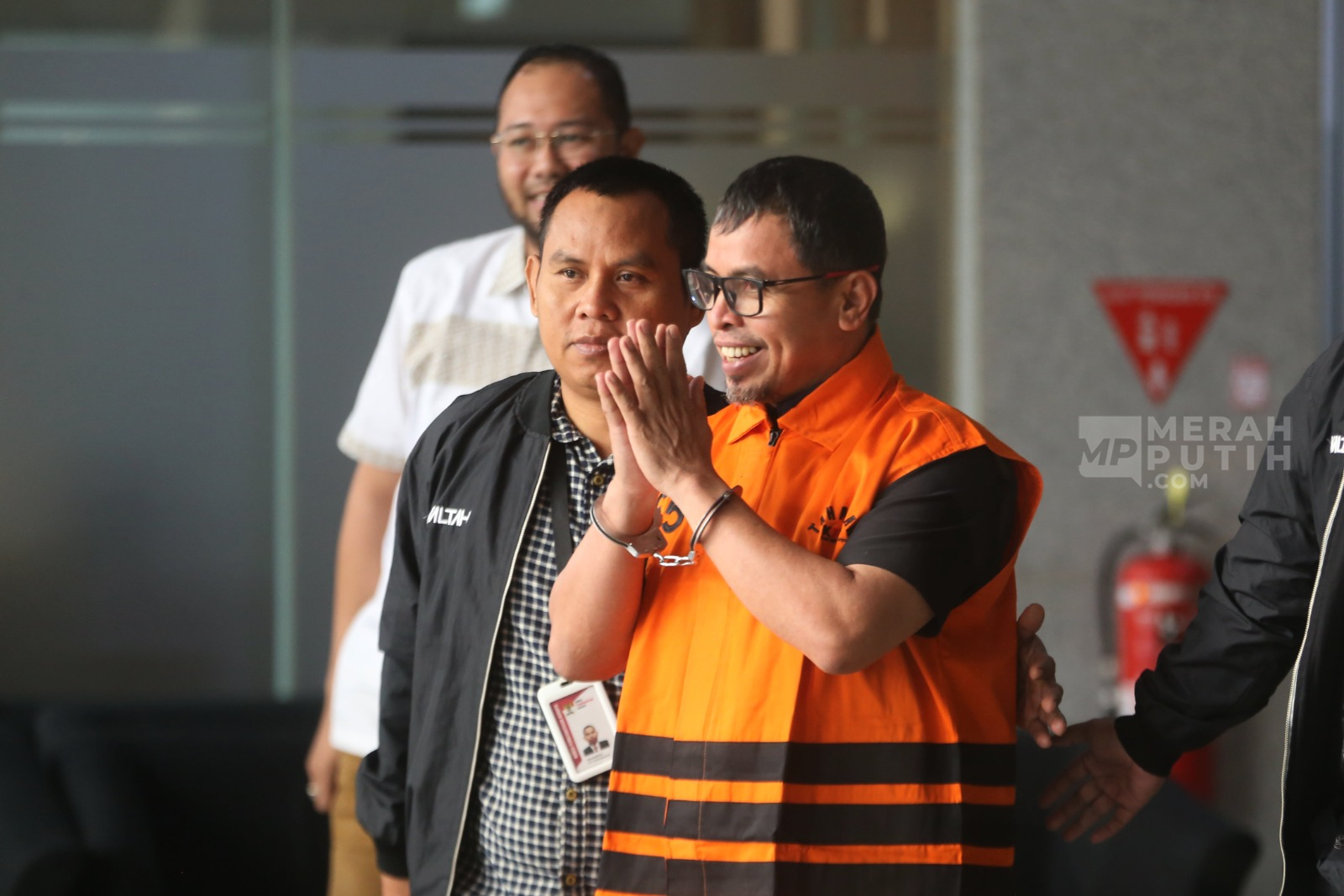 Bupati Bolmut Sirajudin Lasena Diduga Terima Gratifikasi Rp 11,14 Miliar