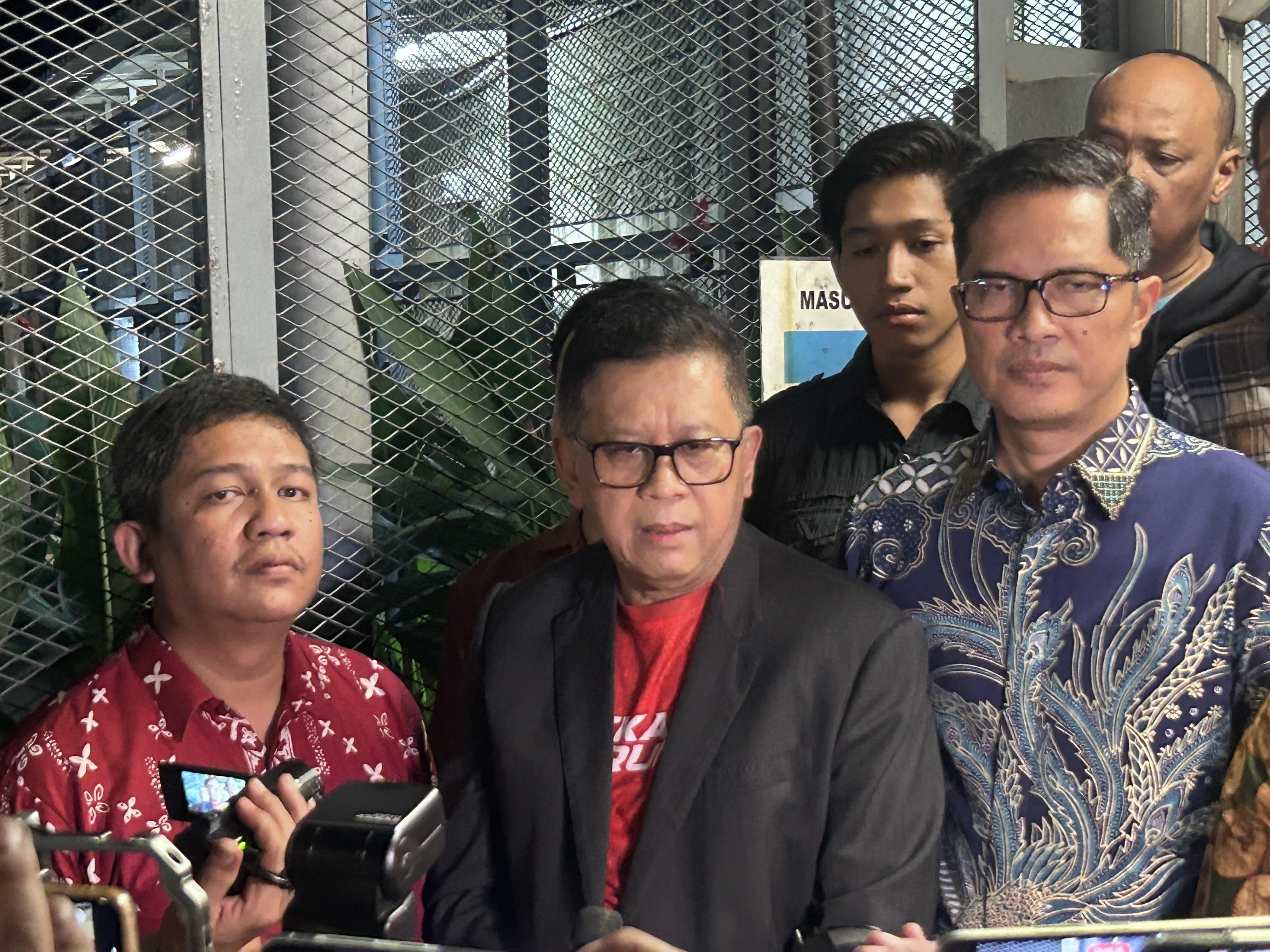 Hasto Tak Lagi Masuk Pengurus PDIP, Pengamat: Ada Pengaruh dari Amnesti Prabowo