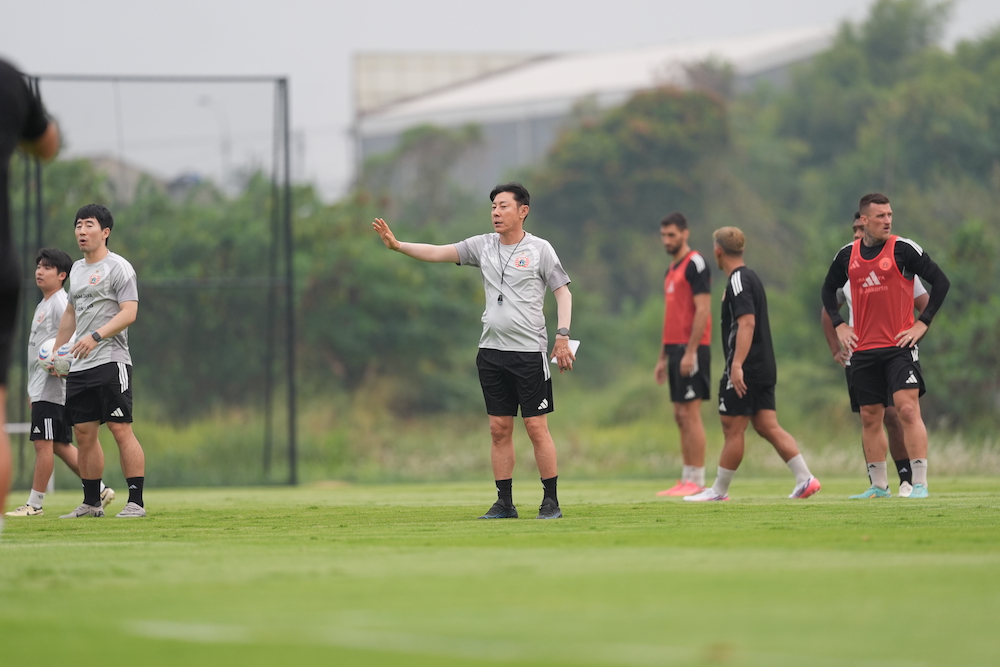 Persija Terusir dari GBK ke Bali, STY Tak Masalah Asal Jangan Remehkan Java United
