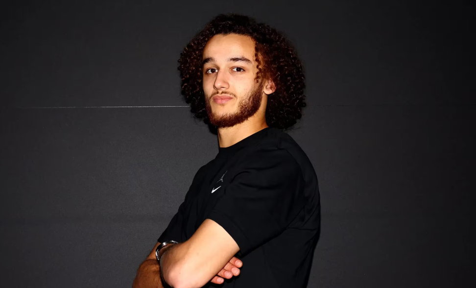 Yanis Massolin Terdepak dari Skuad Utama Inter Milan Usai Kalah Saing dengan Barella Hingga Sucic
